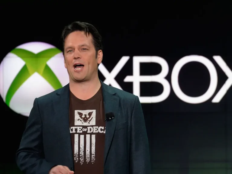 Former PlayStation Boss Reacts to Xbox Chief's 'Slimy Platform' Remark