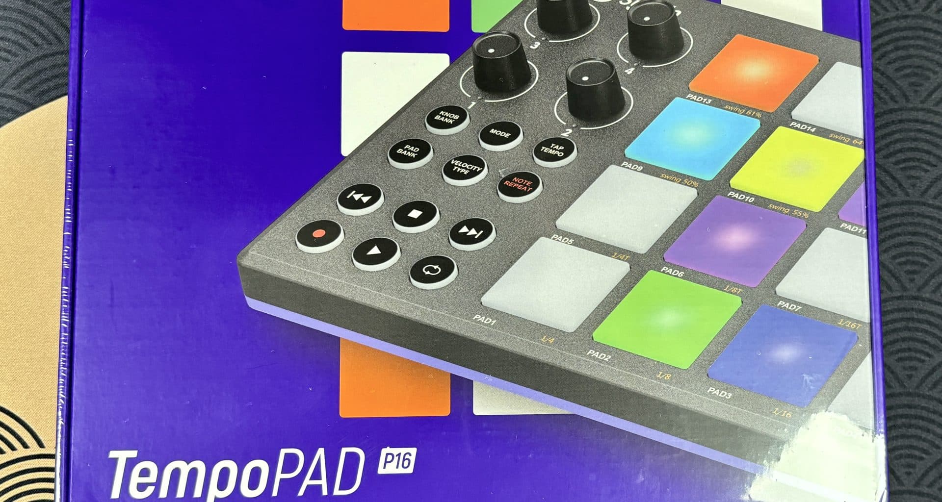 Synido TempoPad P16 Review - Colorful and Portable MIDI 3453